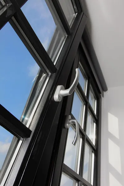 Ejemplos de ventanas laminadas - 3 Ejemplos de ventanas laminadas - 3