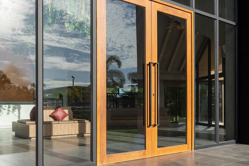 Puertas de oficina REHAU